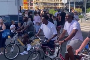 “步行者”翻译不准确！哈利伯顿在线为球队征集中文队名！
